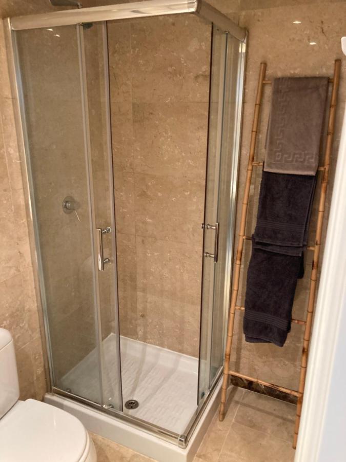 2 Bed Penthouse Apartment Manilva Exterior photo